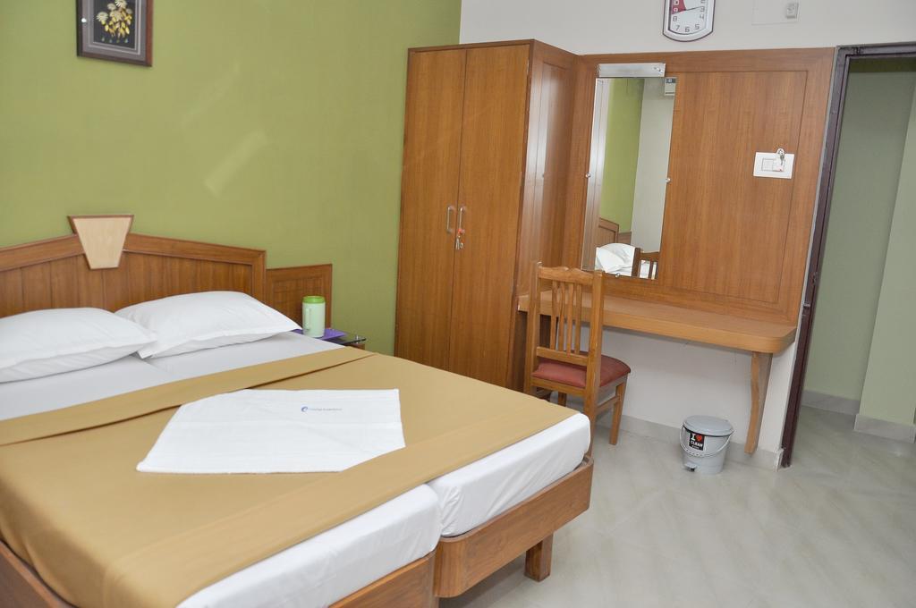 Central Residency Hotel Chennai Exterior photo