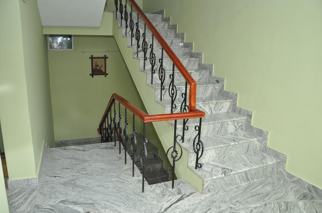 Central Residency Hotel Chennai Exterior photo